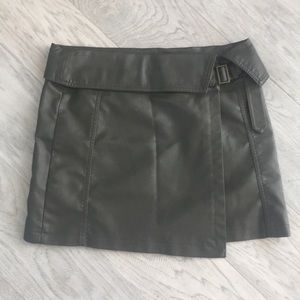 Olive green vegan leather wrap skirt by Mango.